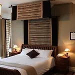 Jackson Court 2*