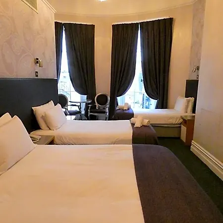 Jackson Court Hotel