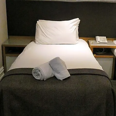 Hotel Jackson Court