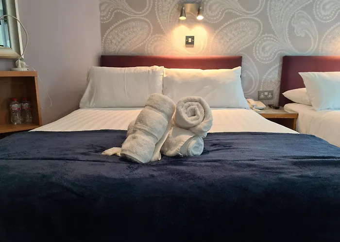 Jackson Court Отель