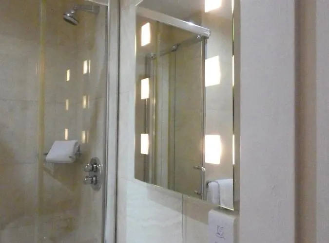 מלון Jackson Court